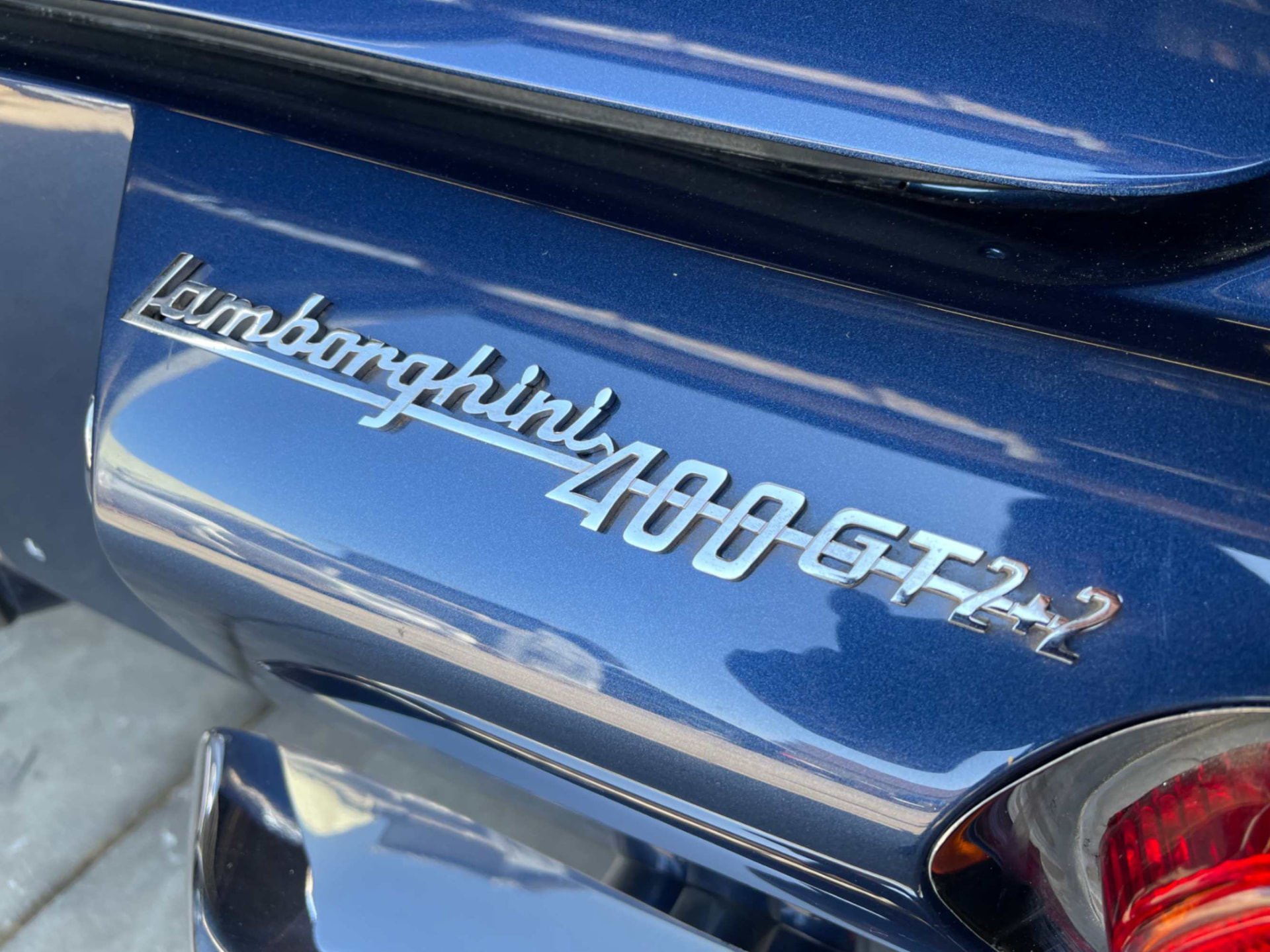 Lamborghini 400 GT 2+2 rear badge detail
