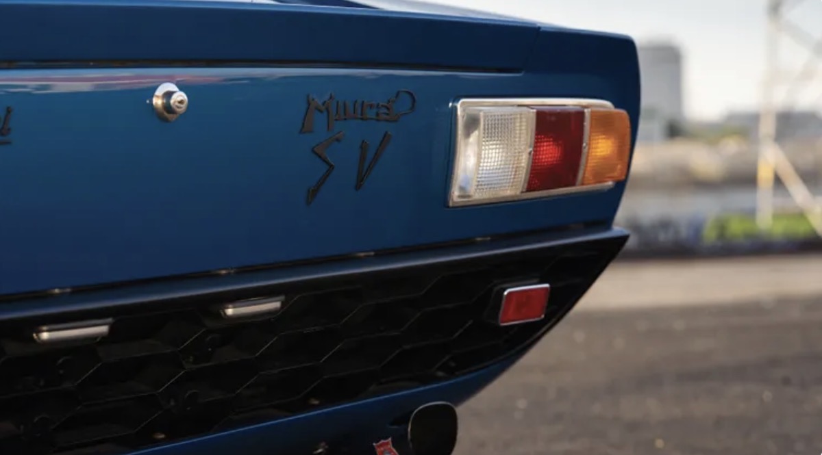 Miura SV rear badge and taillight detail