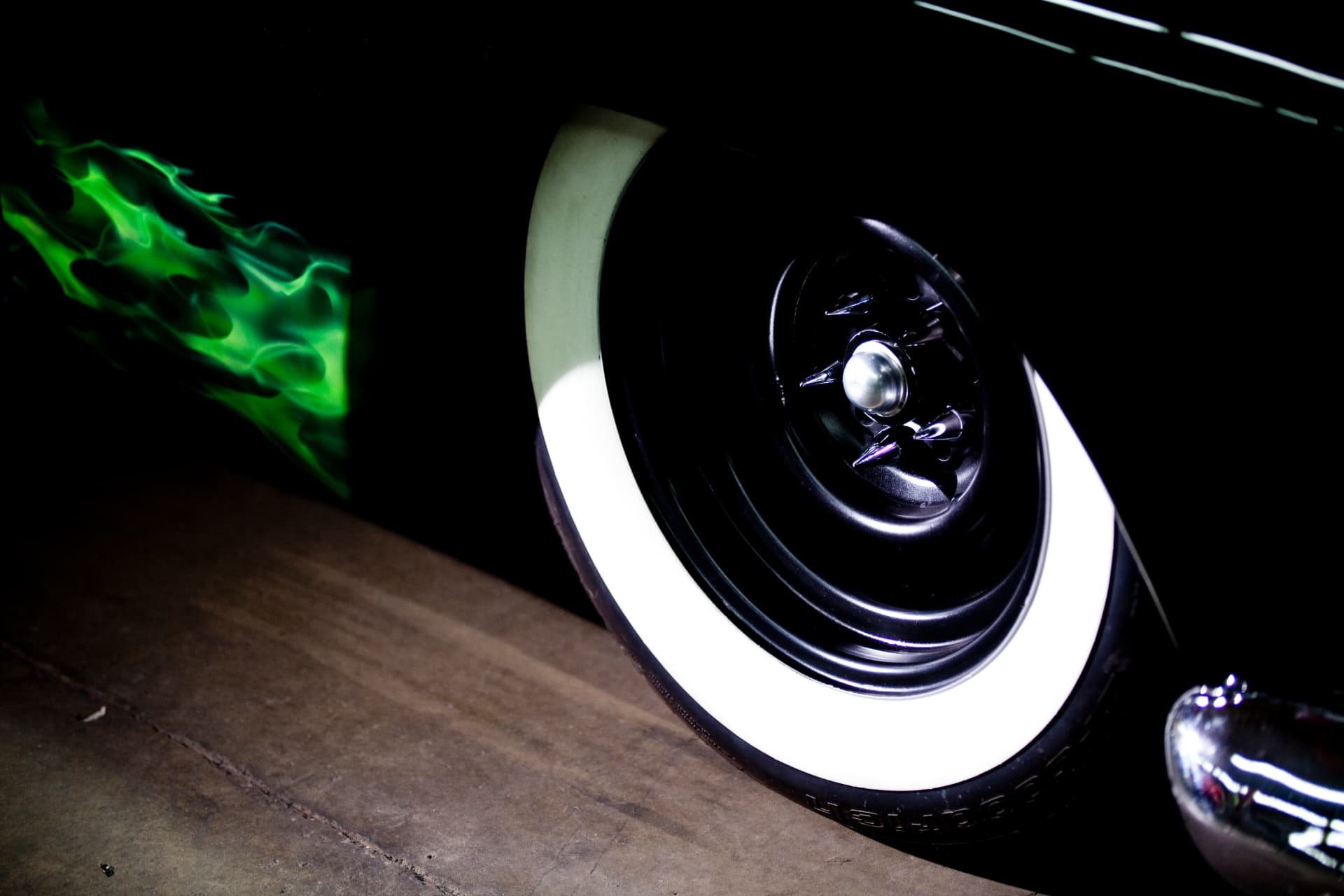 Green ghost flames and wide whitewall with black steelie