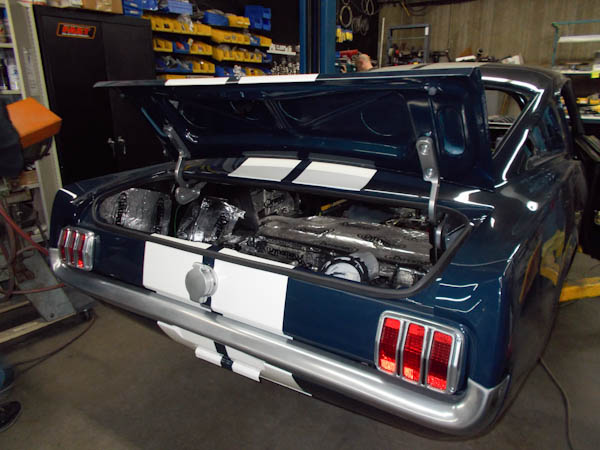 Rear-mounted drivetrain packaging