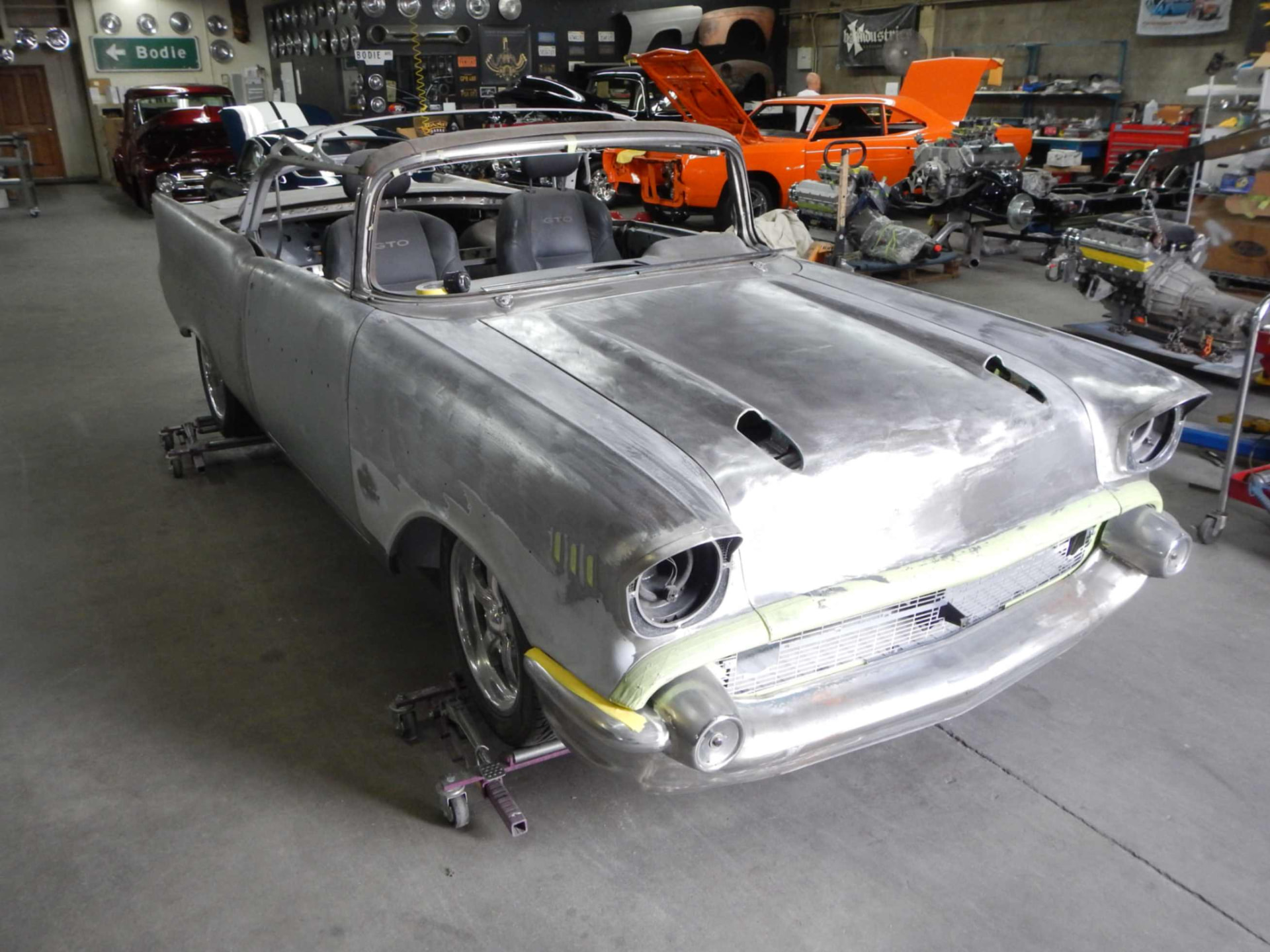 Body in bare metal during metalwork
