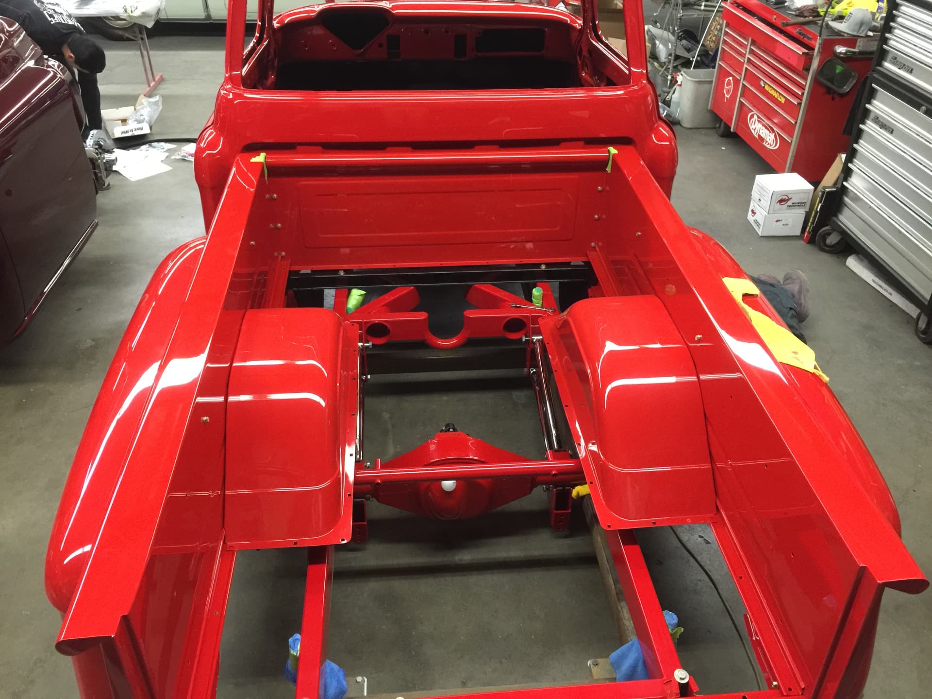 Rear suspension and bed tubs finished