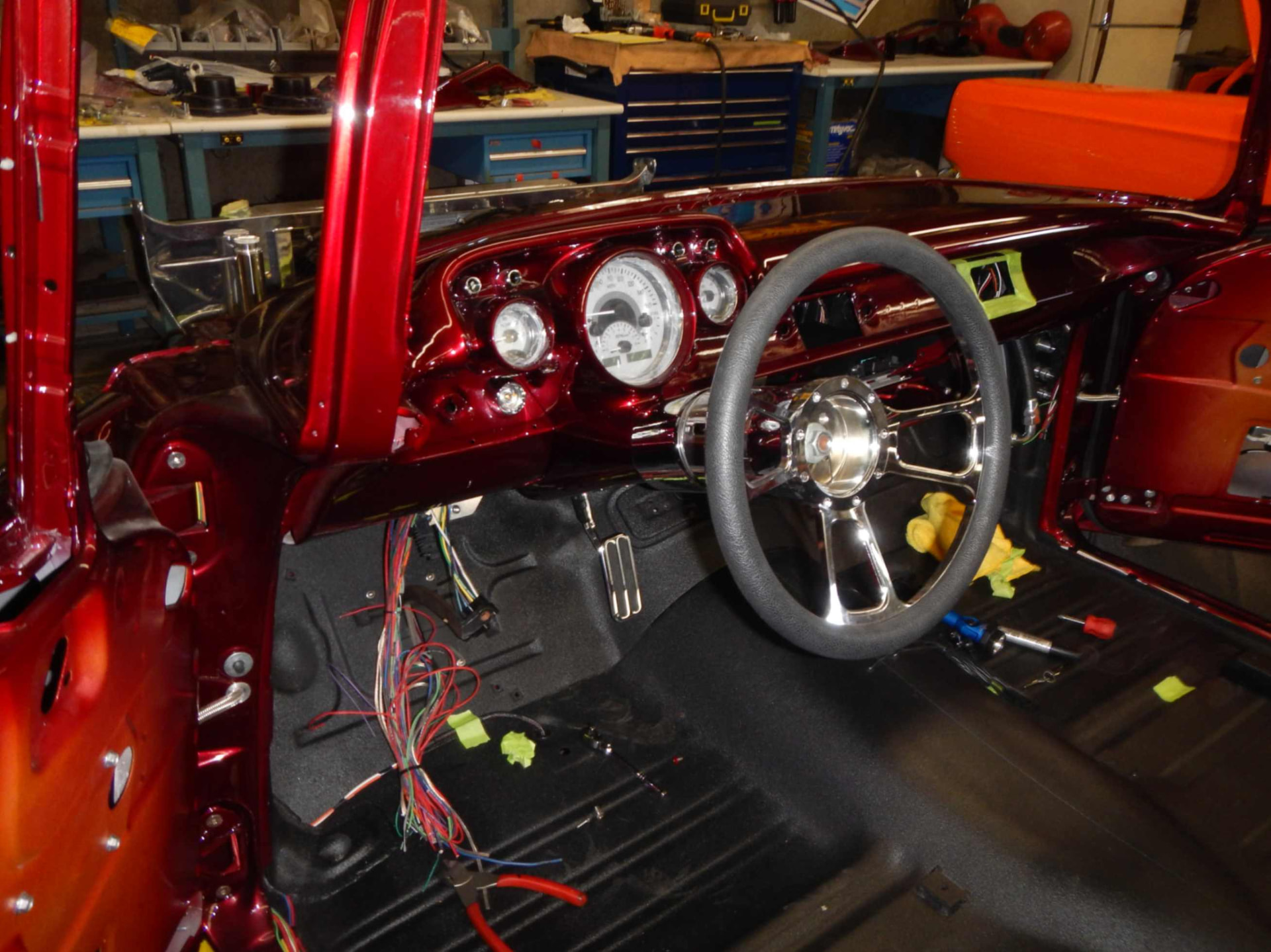 Dashboard and steering wheel during wiring