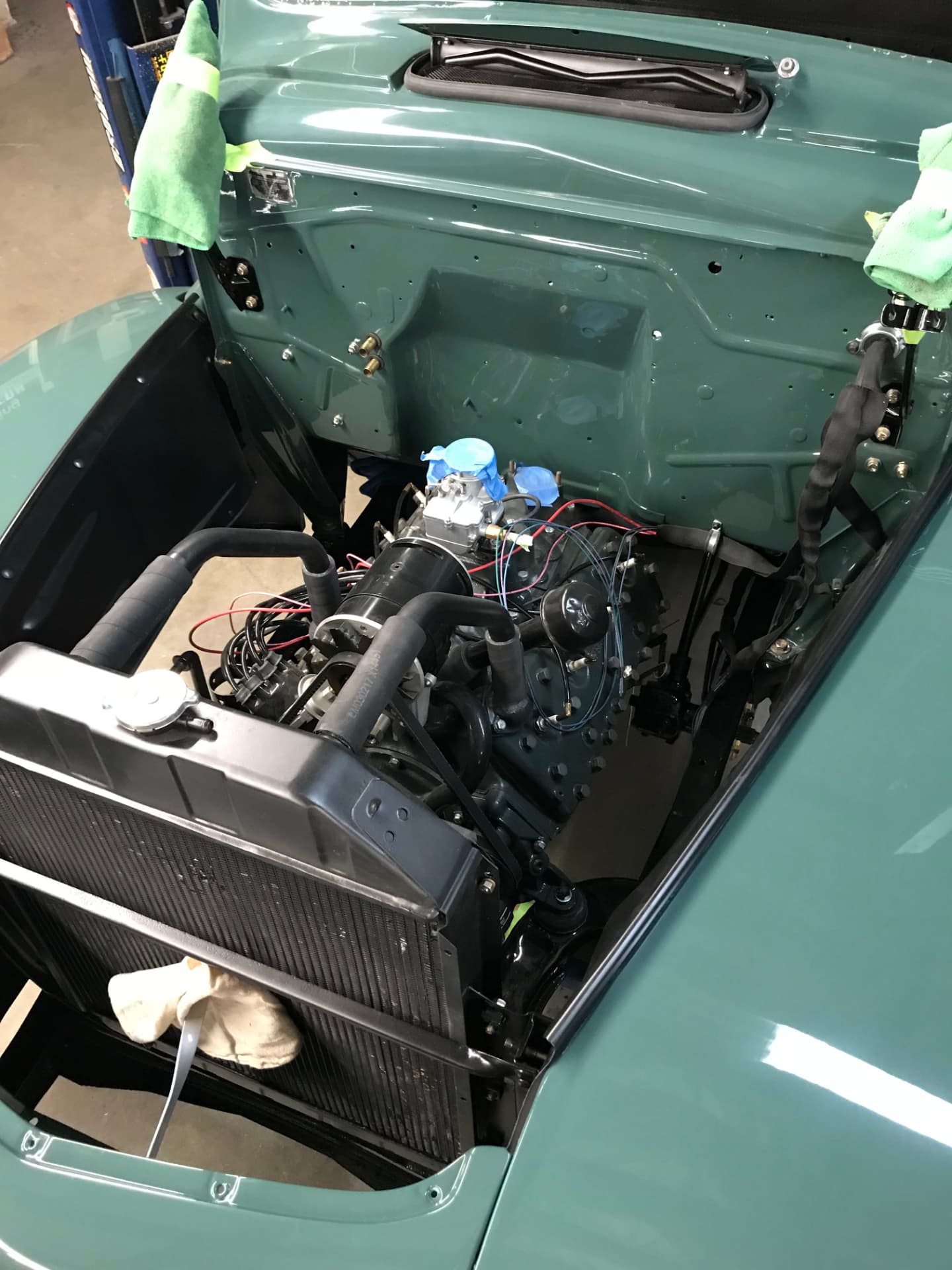 Engine bay assembly and wiring