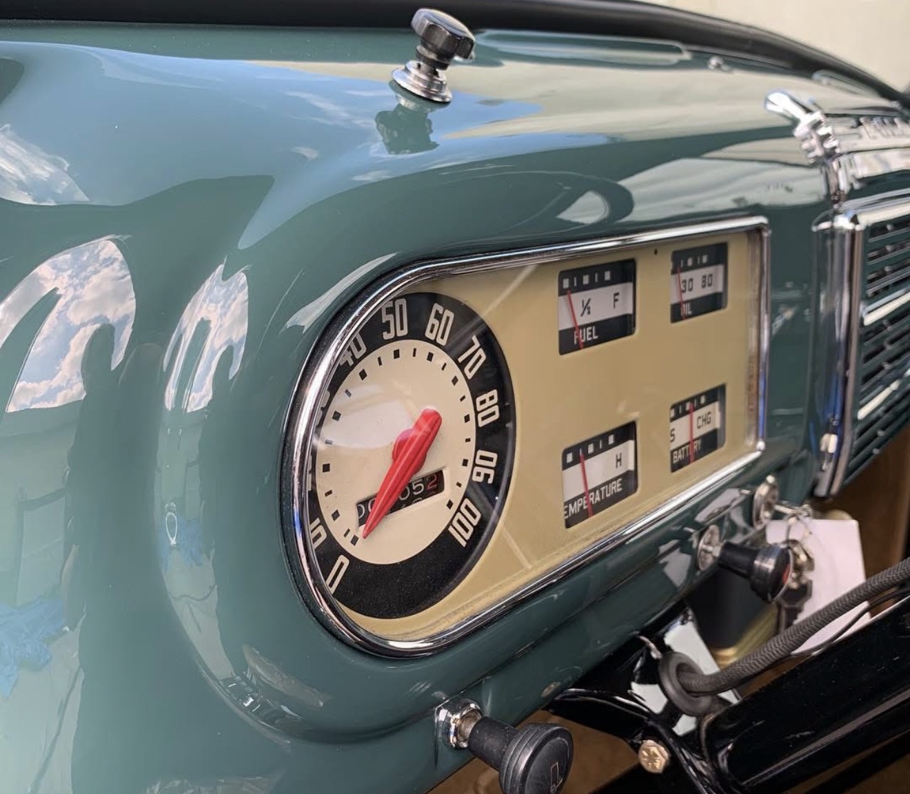 Restored instrument cluster and dashboard detail
