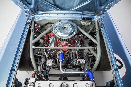 Engine bay with front chassis bracing