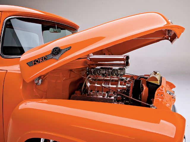 Blown Hemi side detail