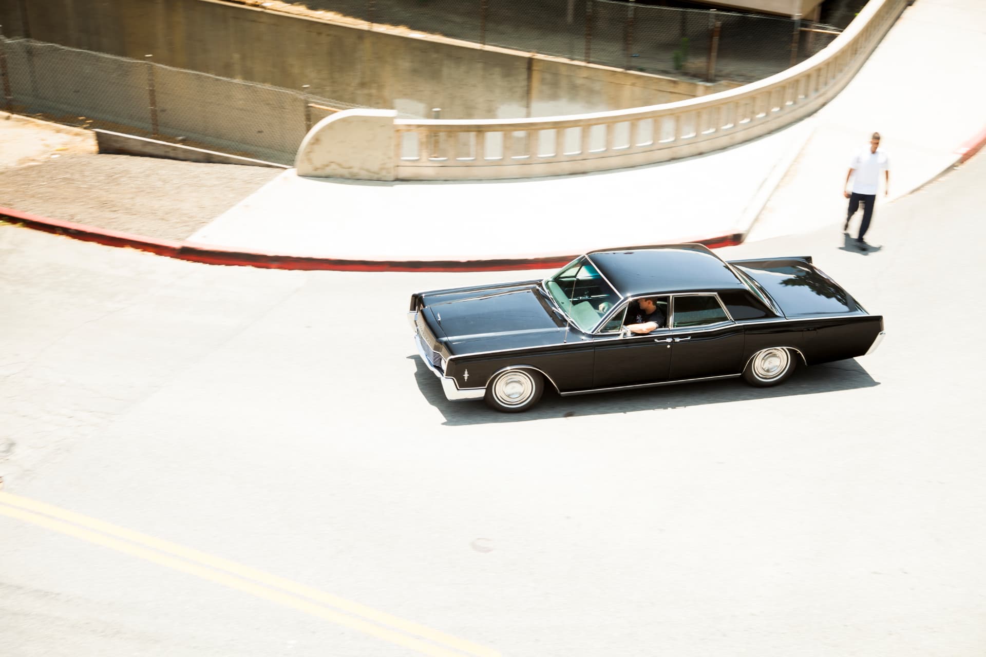Overhead pan of the Continental at speed